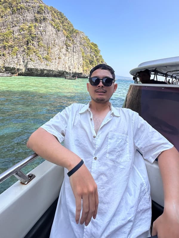 Enrico Bayu Dwi Putra, SH. - Indonesian Legal Professional - Profesional Hukum Indonesia